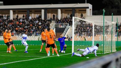 الهلال يرفع شكوى رسمية إلى الكاف احتجاجاً على تحكيم مباراة بركان