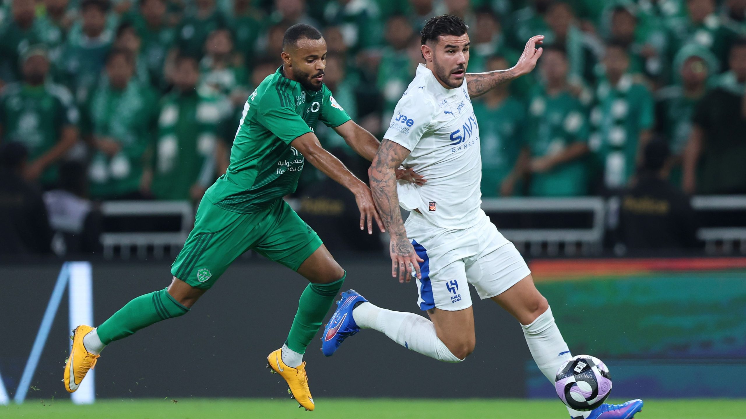 الهلال يستغل تأجيل النخبة الآسيوية ويرد على تعديل مواعيد مباريات كأس الملك