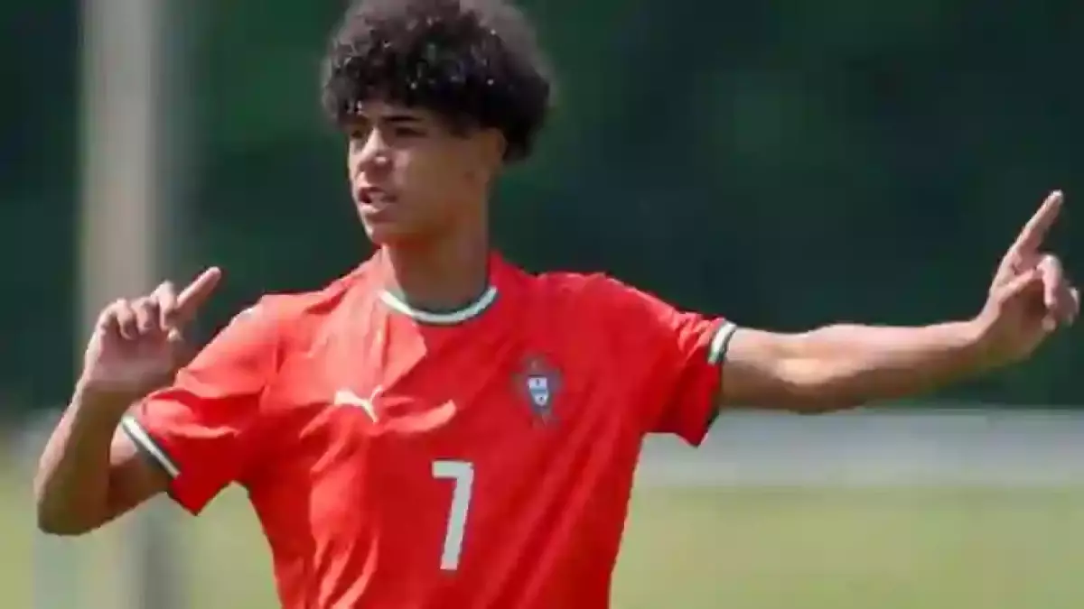 الهلال يكشف فضيحة التحكيم المدفوع ويتحدث عن مليارات الريالات المهدرة في كواليس صادمة