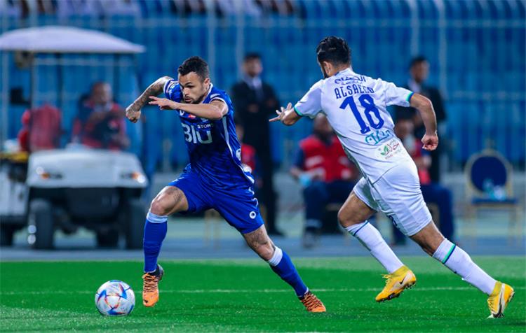 الهلال يهزم الفتح في الدوري السعودي بنتيجة مثيرة اليوم
