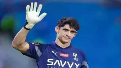 الهلال يودع نجمه ياسين بونو رسميًا وإنزاغي يكشف عن بديل مفاجئ (صورة)