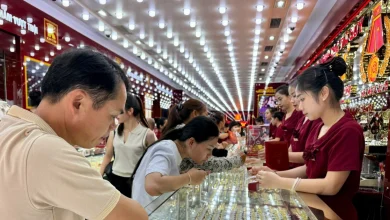 انخفاض أسعار SJC وDOJI وPNJ بمقدار 7.5 مليون دونغ فيتنامي