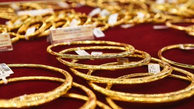 انخفاض أسعار الذهب إلى قرابة 5000 دولار للأونصة يشير إلى فترة "ساخنة" منتظرة