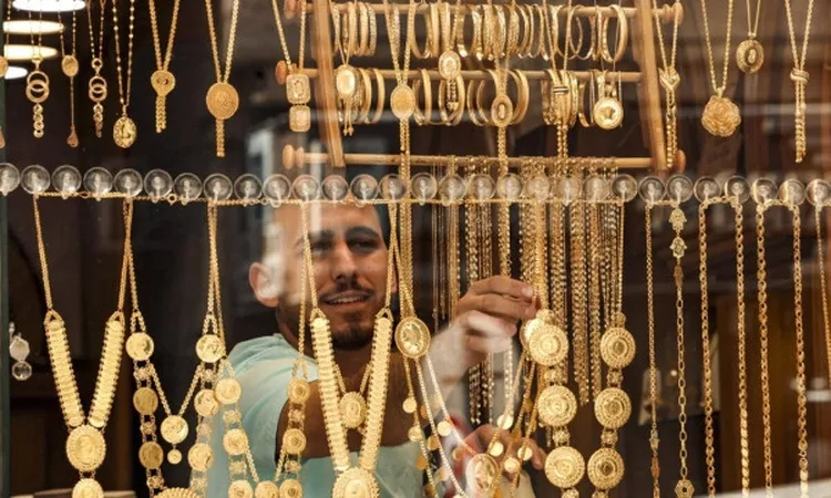 انخفاض أسعار الذهب اليوم 70 جنيها وعيار 21 يسجل 7430 جنيها