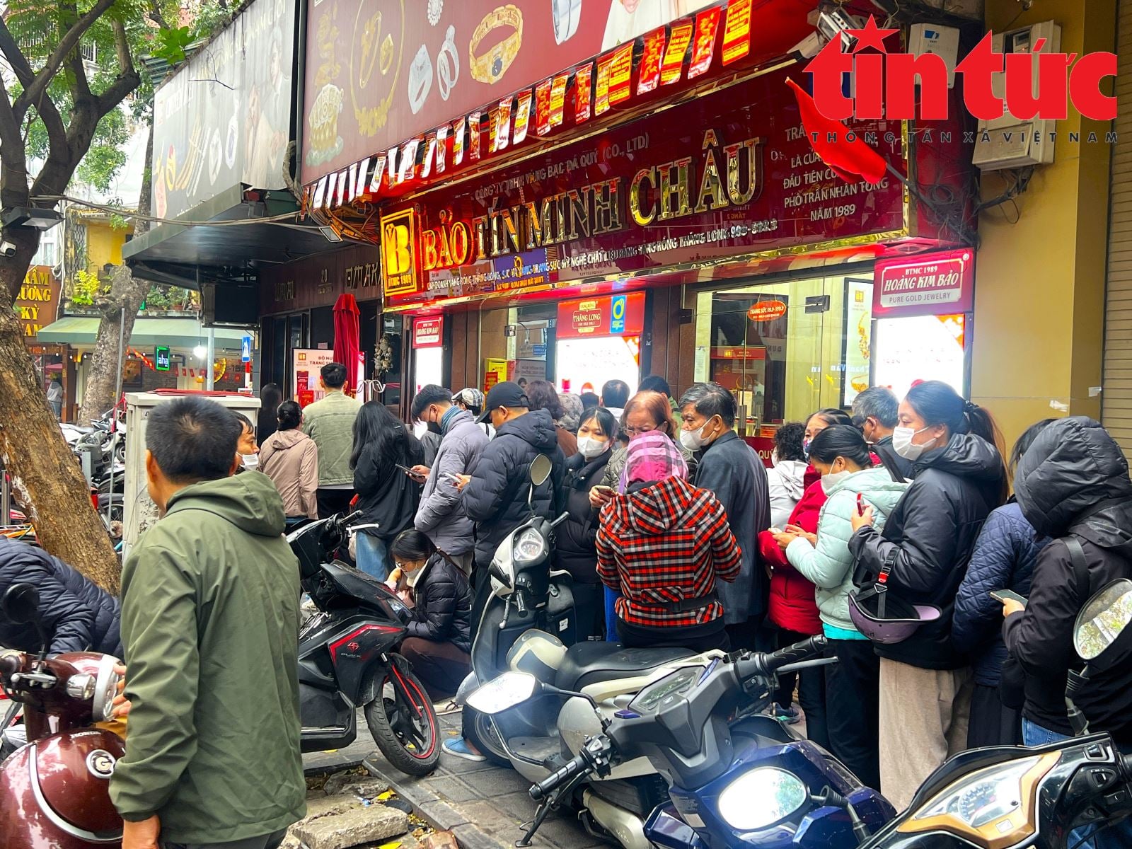 انخفاض أسعار الذهب في التاسع من مارس مع تصاعد التوترات في الشرق الأوسط – مشاهير