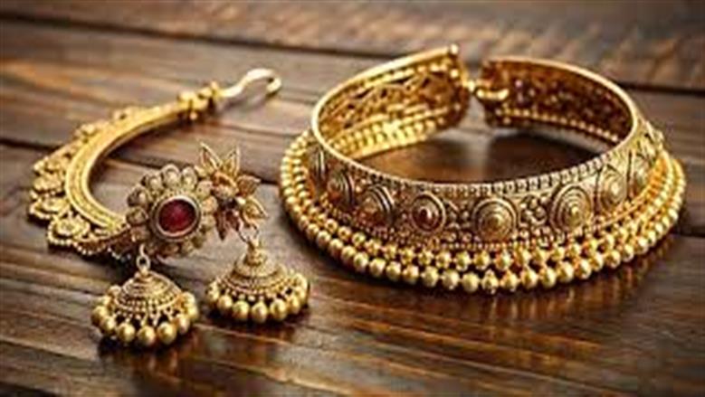 انخفاض أسعار الذهب في تعاملات مساء السبت 14-3-2026 مع ثبات عيار 21 – مشاهير