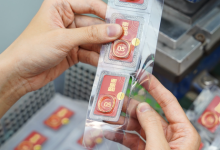 انخفاض سعر الذهب في فيتنام إلى أقل من 180 مليون دونغ لكل تايل صباح 14 مارس