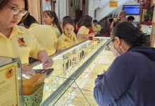 انخفاض سعر سبائك الذهب SJC بمقدار 5 ملايين دونغ في صباح 21 مارس بعد افتتاح السوق