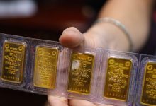 انخفاض مستمر في أسعار الذهب اليوم 20 مارس 2026 مع تراجع قيمتها بملايين الدونغ للأونصة لدى شركة SJC