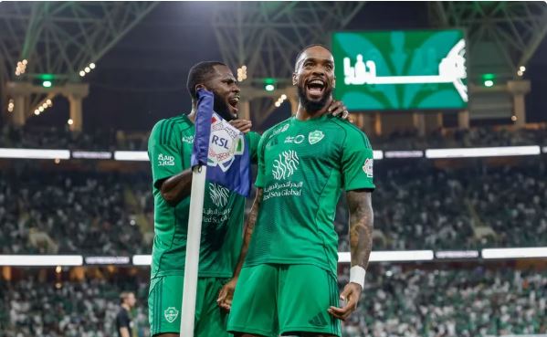 انفراد هداف جديد يتصدر المشهد ويطيح بزعامة رونالدو والنصر يبدأ مراجعة حساباته