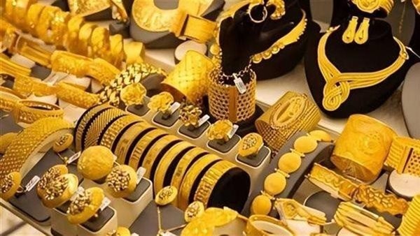 تثبيت سعر الفائدة من الفيدرالي يتسبب في انخفاض أسعار الذهب في الكويت اليوم