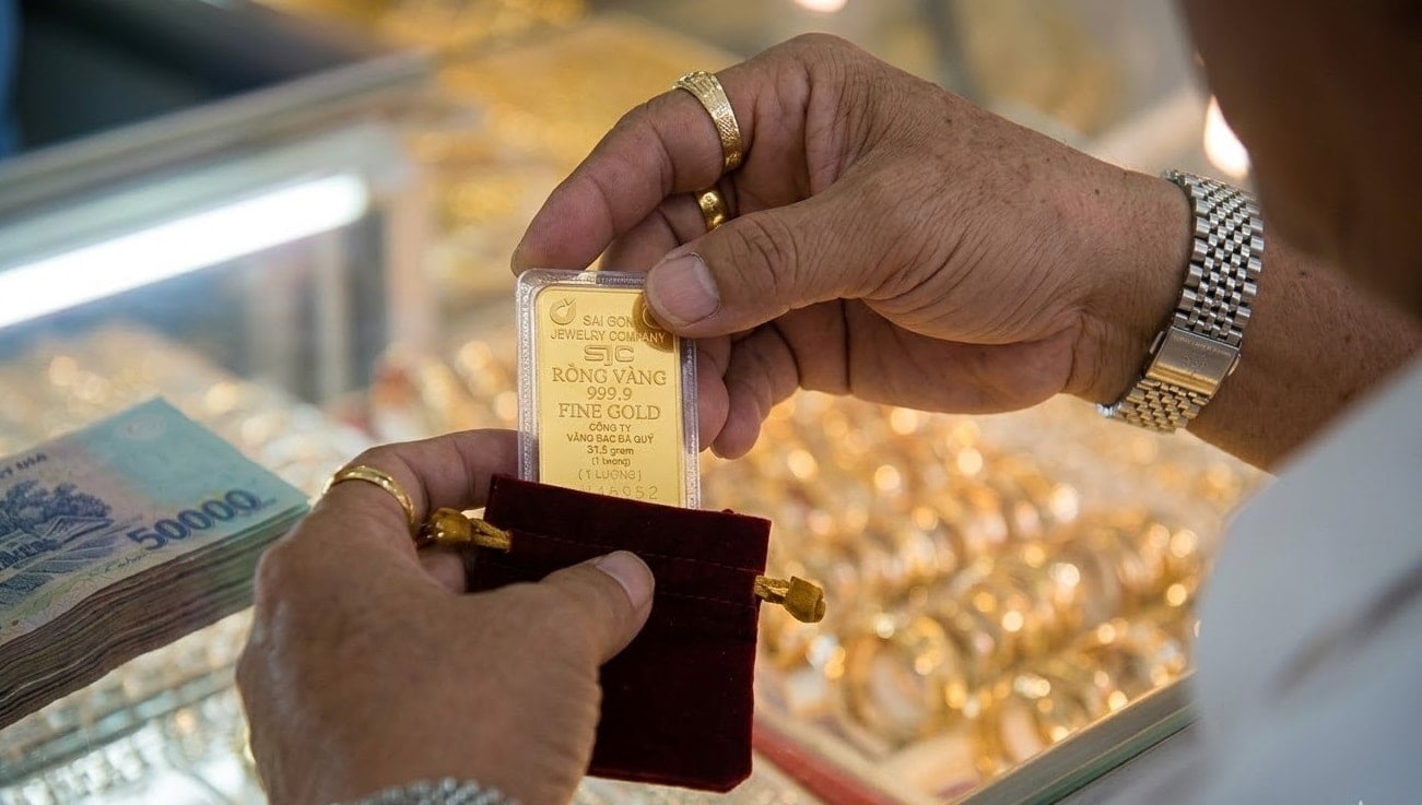 تجنب التداول المضارب مع استمرار تقلبات أسعار الذهب – مشاهير تجنب التداول المضارب مع استمرار تقلبات أسعار الذهب – مشاهير