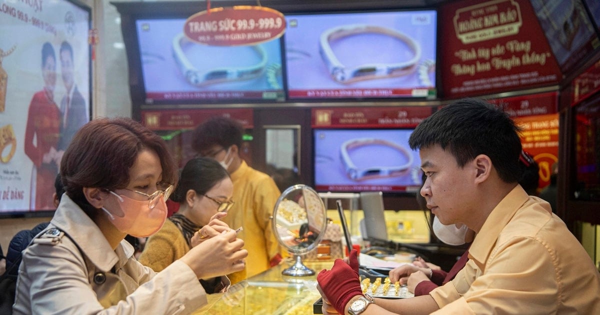 تحديث أسعار الذهب اليوم في السعودية سعر سبيكة SJC وعيار 9999 وسعر خواتم الذهب