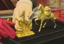 تحديث أسعار الذهب في سانت جوزيف عيار 9999 والخواتم إلى جانب السعر العالمي