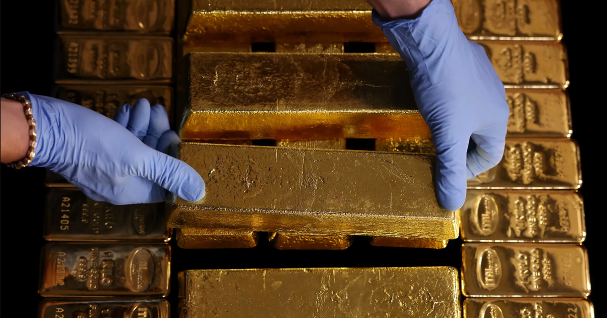 تحديث أسعار ذهب SJC وخواتم الذهب المحلية إلى جانب حركة الذهب العالمية اليوم