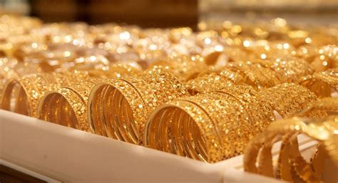 تحركات جديدة في أسعار الذهب محليًا وعالميًا عقب قرار الفيدرالي بتثبيت الفائدة