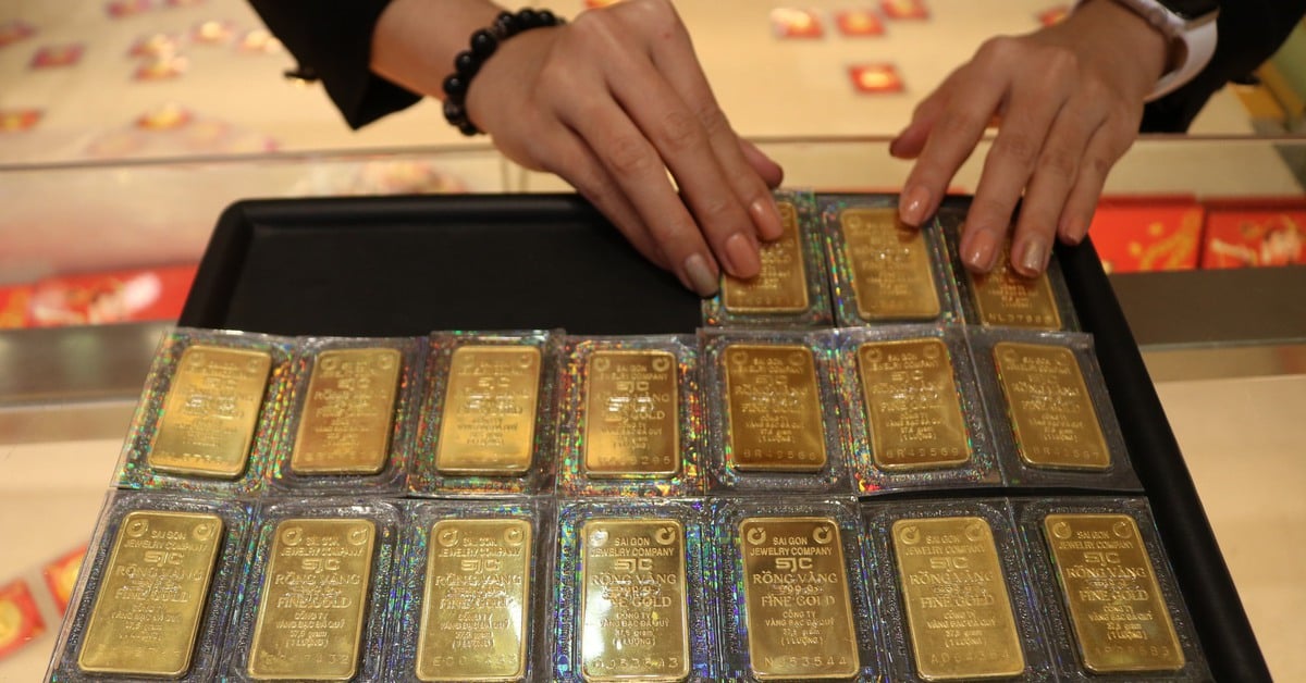 تراجع سعر سبائك الذهب من شركة SJC بمقدار 5.2 مليون دونغ فيتنامي للأونصة خلال يوم واحد