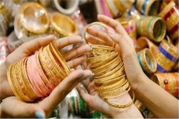 تراجع طفيف في أسعار الذهب عالميًا مع ترقب لقرار البنك المركزي الأمريكي