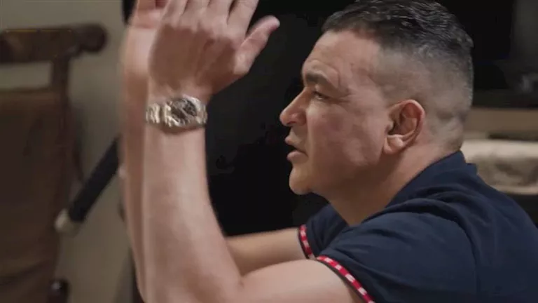 تصرفات عصام الحضري تثير التوتر في برنامج الكاميرا الخفية – مشاهير