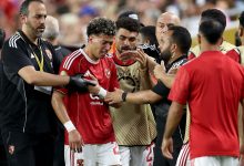 تطورات قد تُربك القادسية بشأن انتقال نجم الأهلي المصري إلى دوري روشن السعودي