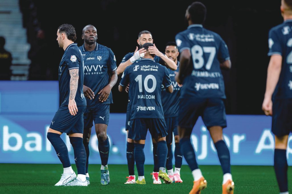 تغييرات مثيرة تعيد ترتيب الصدارة في جريدة الرياض