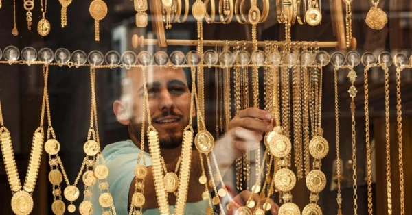 جريدة البلاد تكشف أسعار الذهب في مصر السبت 7 مارس 2026 وعيار 21 يرتفع إلى 7240 جنيهًا