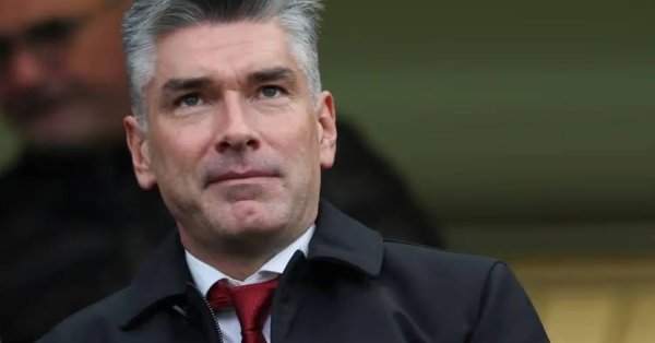 جريدة البلاد تكشف توقف المفاوضات بين الهلال وليفربول بخصوص ريتشارد هيوز حتى الآن