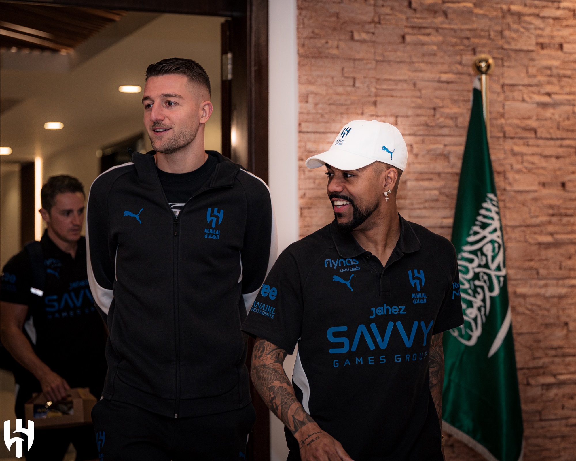 جريدة الرياض تسلط الضوء على انطلاق فريق الهلال إلى الأحساء لمواجهة نادي الفتح