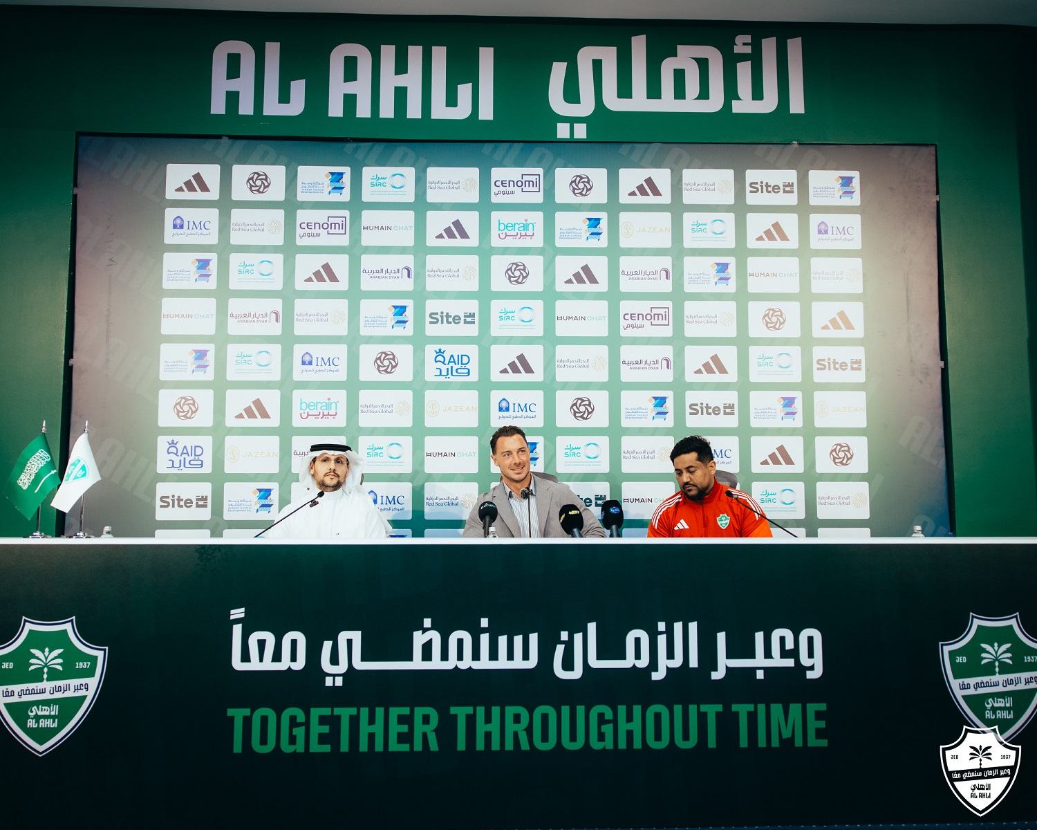 جريدة الرياض تكشف ماتياس يايسله ويصف ديربي جدة كنقطة تحول حاسمة في الدوري السعودي