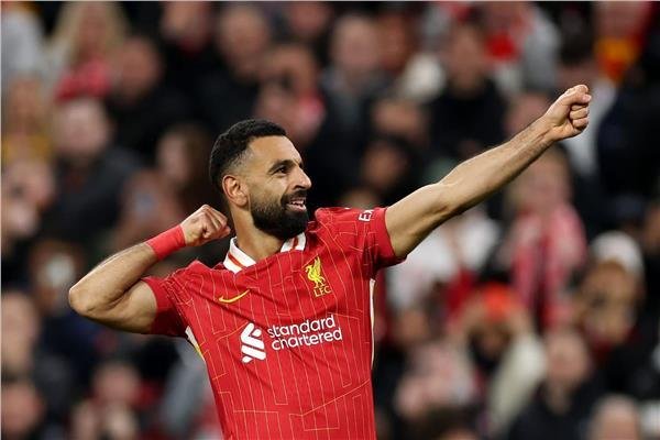 جيمي كاراجر يتوقع تحدي محمد صلاح للعروض الضخمة القادمة من السعودية