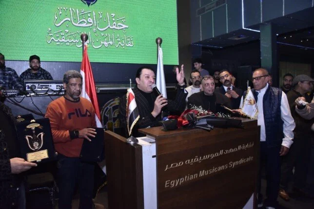 حفل إفطار جماعي مميز لنقابة الموسيقيين بحضور مصطفى كامل ومدحت العدل – صور