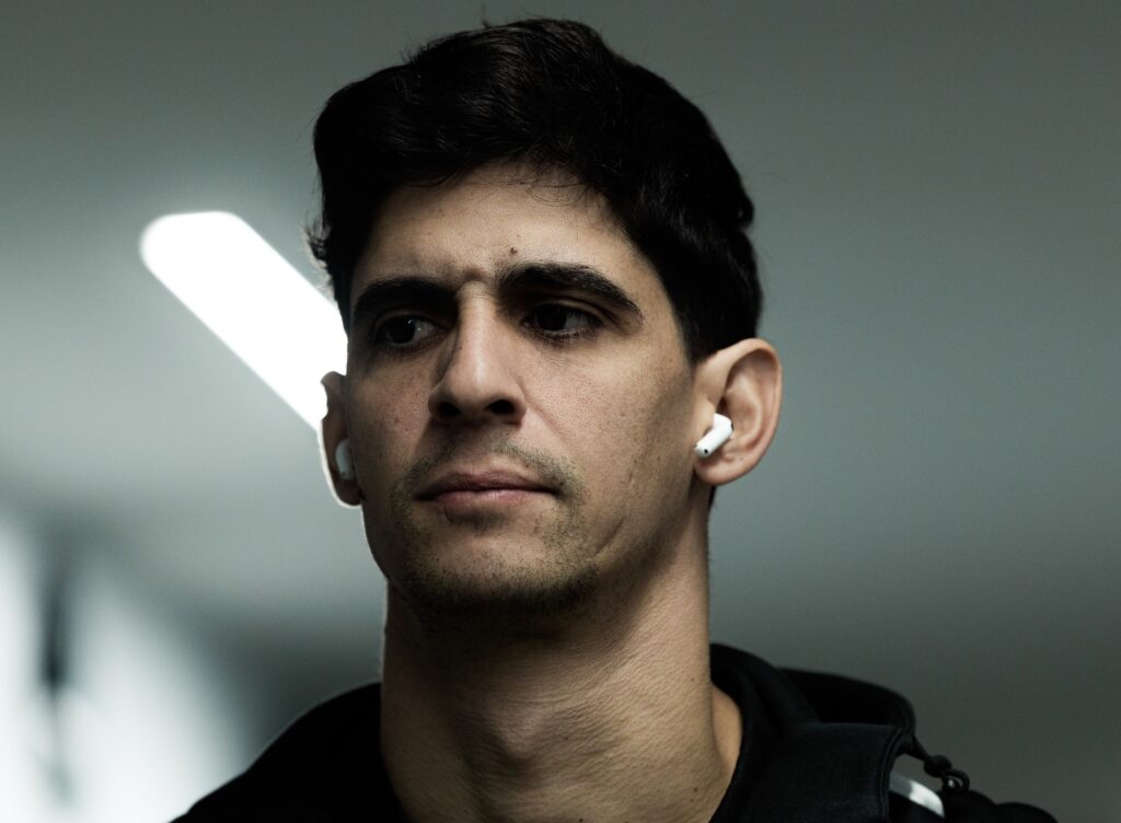 حلم مونومنتال يشعل الطموح.. هل يترك بونو حراسة الهلال للانضمام إلى ريفر بليت؟ – كورة بريك