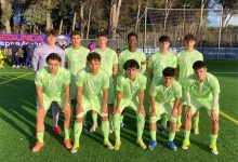 حمزة عبد الكريم يقترب من حصد لقبه الأول بعد إشادة مدرب برشلونة