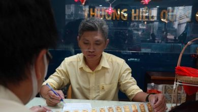 خسائر تقدر بملايين الدونغ نتيجة فرق سعر الشراء والبيع للأونصة