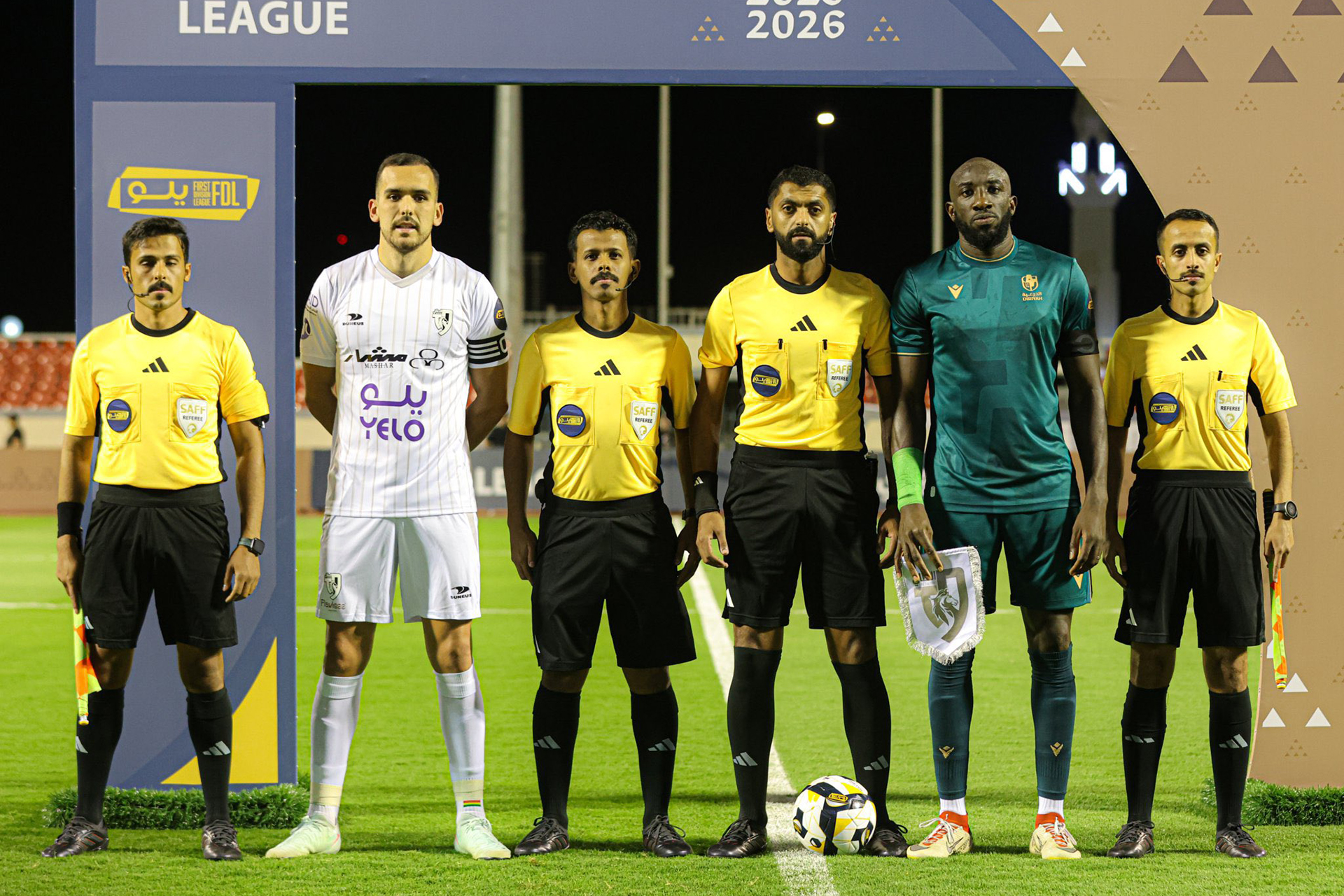 خطأ إداري يؤدي إلى إيقاف حكم سعودي حتى نهاية الموسم في كرة القدم – مشاهير