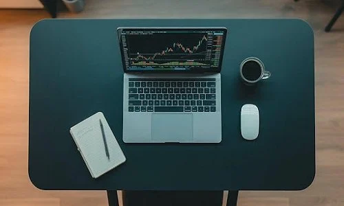 دليل شامل للمبتدئين لتحميل وتثبيت برنامج MetaTrader 5 على الكمبيوتر بكل سهولة ويسر