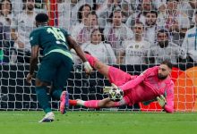 دوناروما يغضب من قرار حكم مباراة ريال مدريد ومانشستر سيتي ويتساءل عن أسباب تصرفه كأنه شخصية مهمة