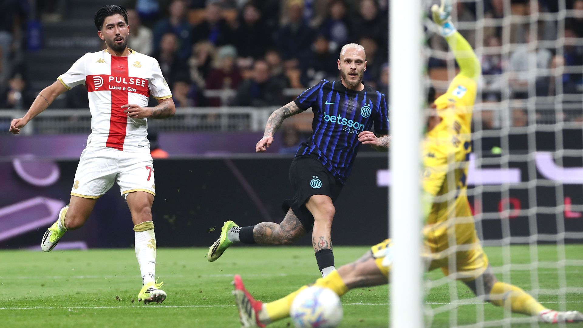 ديماركو يتألق كأفضل لاعب في إيطاليا بهدف عالمي وتحطيم أرقام قياسية مع إنتر ضد جنوى