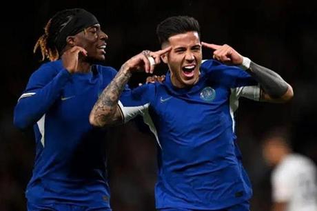 رفض إنزو فيرنانديز اللعب في الدوري السعودي أسباب تتجاوز الجانب الفني