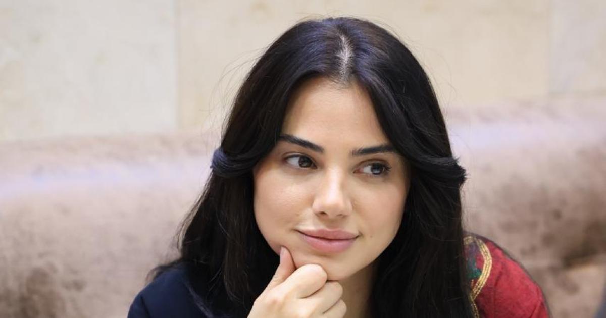 رويدة شاهين تكشف سر ترند مشهد موت كريم في مسلسل حمدية مع تأثير فريدة على شباب البومب – مشاهير رويدة شاهين تكشف سر ترند مشهد موت كريم في مسلسل حمدية مع تأثير فريدة على شباب البومب – مشاهير