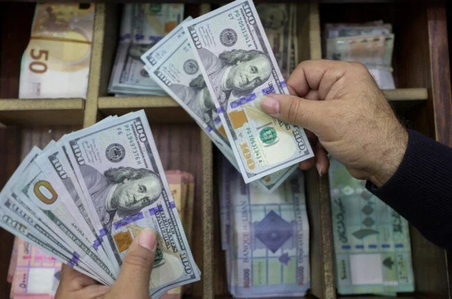 سعر الدولار اليوم الثلاثاء 3 مارس 2026 في بنك مصر يصل إلى 49.93 جنيه