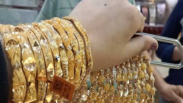 سعر الذهب في الكويت يغلق عند 39.7 دينار في نهاية تعاملات اليوم