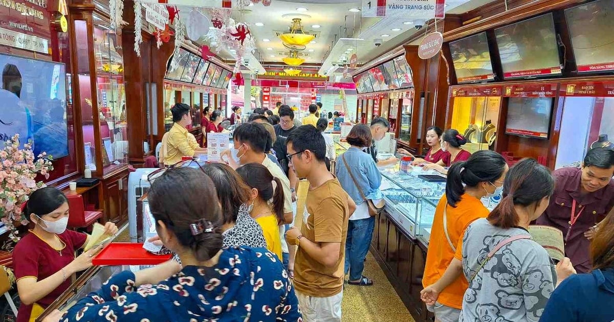 سعر الذهب في شركة SJC يرتفع 600,000 دونغ فيتنامي ويصل إلى 176.1 مليون دونغ – مشاهير سعر الذهب في شركة SJC يرتفع 600,000 دونغ فيتنامي ويصل إلى 176.1 مليون دونغ – مشاهير