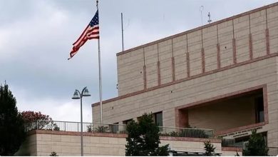 سفارة الولايات المتحدة في بغداد تطلب من مواطنيها مغادرة العراق بشكل عاجل