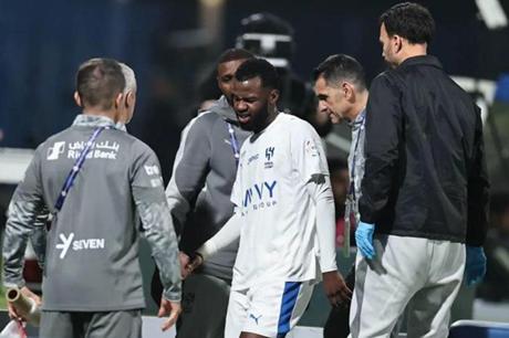 غياب تمبكتي عن مران الهلال بسبب إصابة في العضلة الخلفية