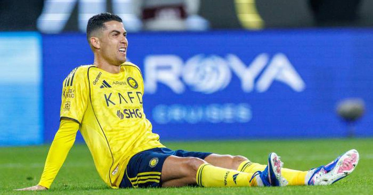 قلق بين الجماهير بعد تأكد إصابة رونالدو في المباراة