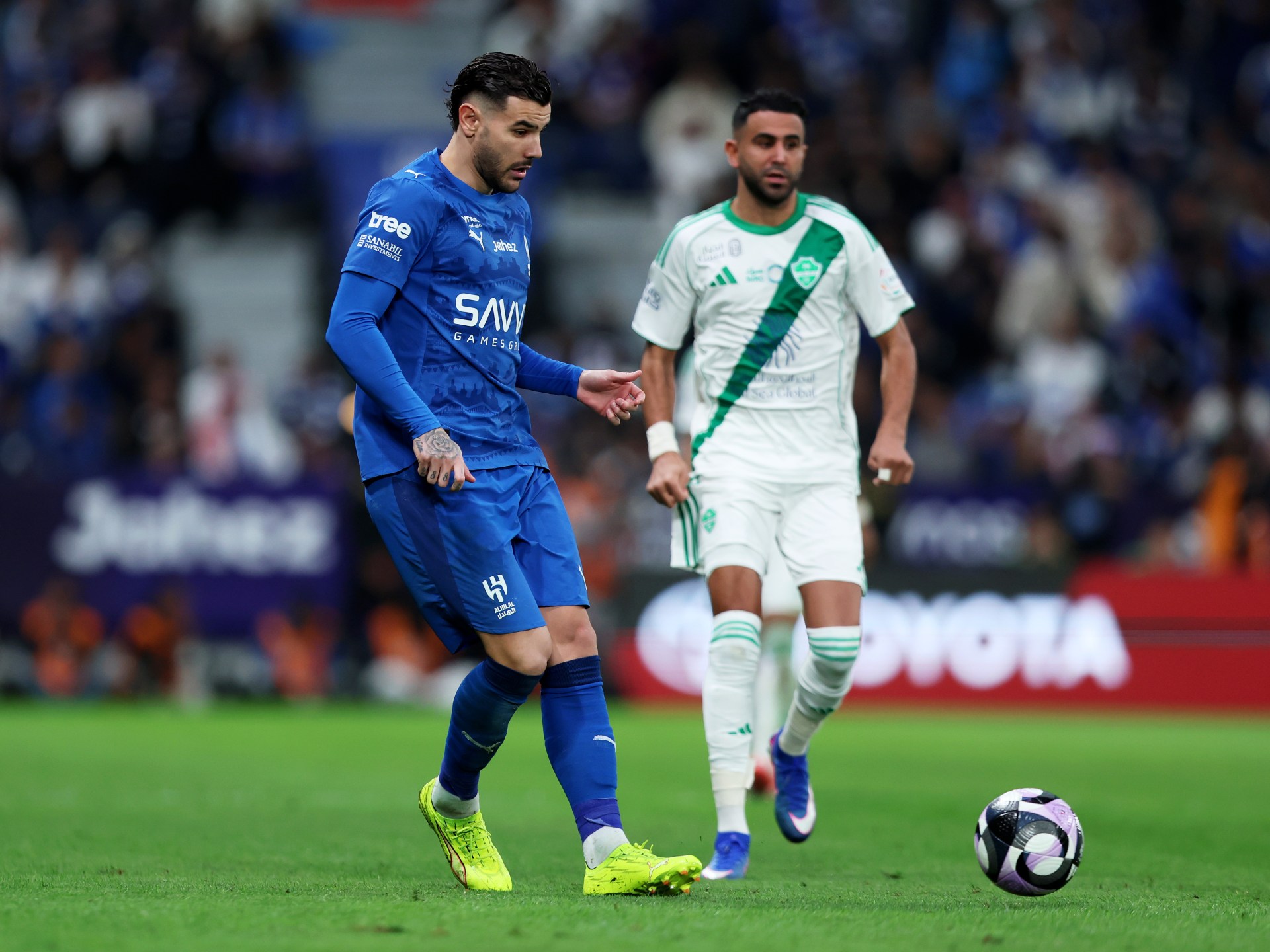 كأس ملك السعودية الهلال يواجه الأهلي والاتحاد يترقب مفاجآت الخلود في مباريات حاسمة