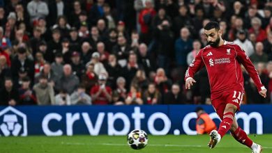 كاراجر يؤكد أن صلاح متمسك بالبقاء ولا ينخدع بعروض السعودية وأمريكا