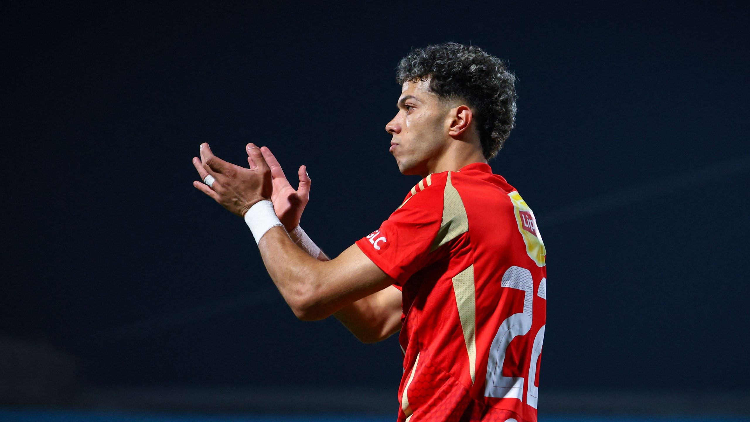 كشف تفاصيل انتقال إمام عاشور إلى القادسية السعودي وتأثيره المتوقع على الفريق