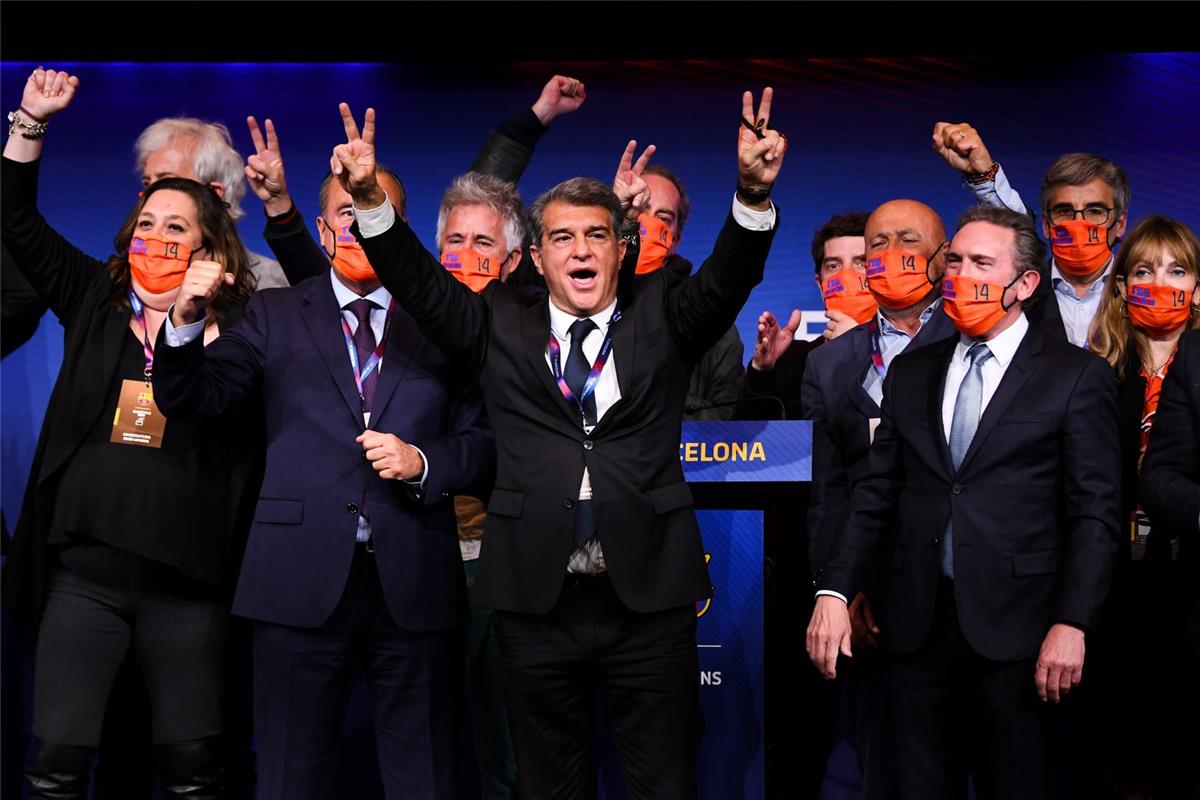 لابورتا يعلن تخفيف الإحباط بعد رحيل تشافي وميسي ويكشف تجربته الجديدة